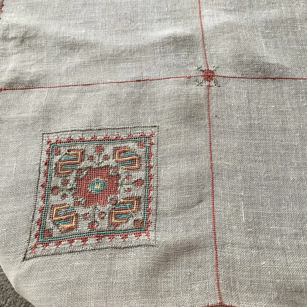 Vintage Handwoven Linen Embroidered Tablecloth Square 34x34